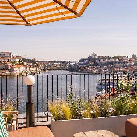 The Rebello Hotel & Spa - Small Luxury Hotels Of The World Vila Nova de Gaia Ngoại thất bức ảnh The view from the hotel's rooftop terrace