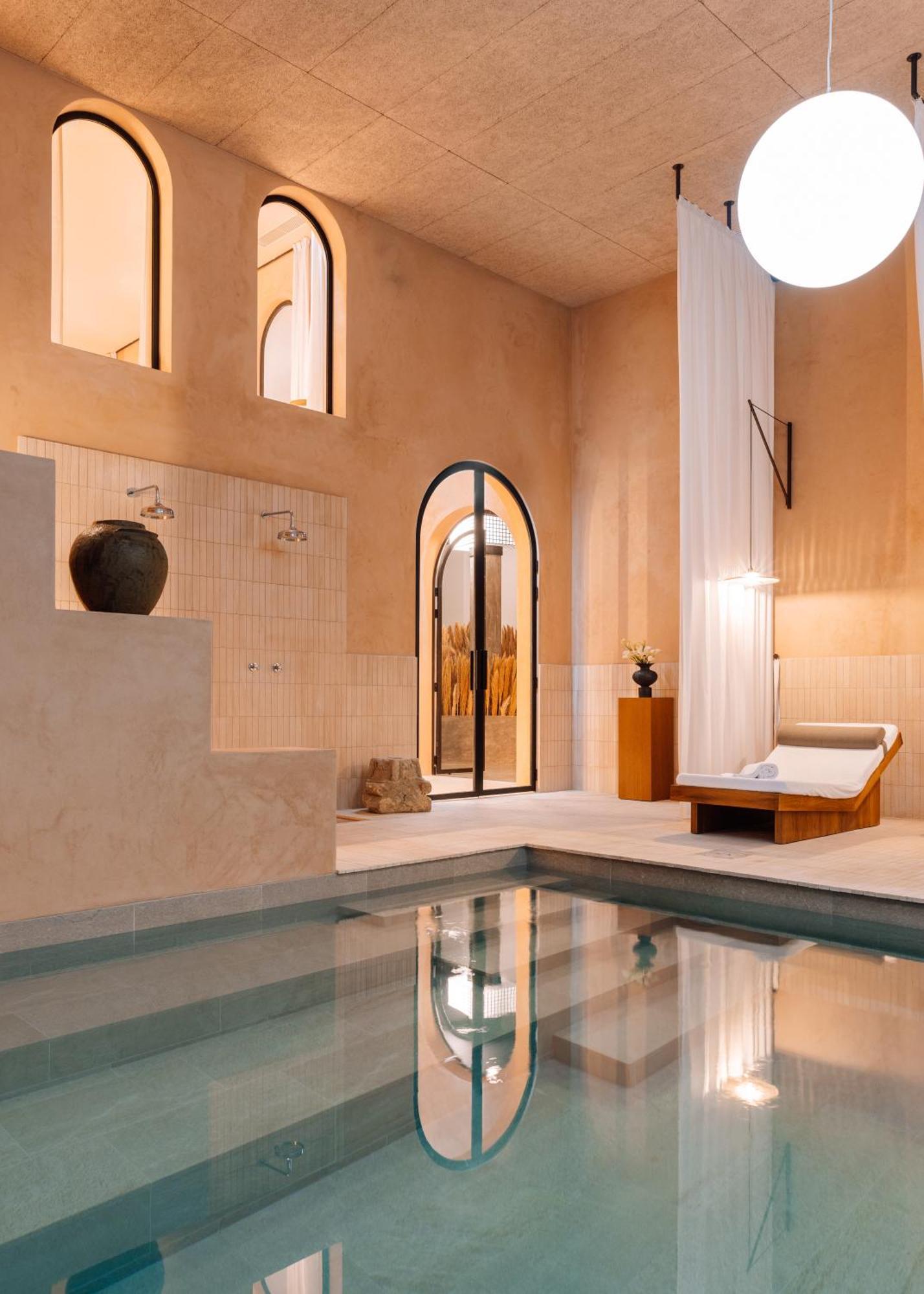 The Rebello Hotel & Spa - Small Luxury Hotels Of The World Vila Nova de Gaia Ngoại thất bức ảnh The spa at the Mandarin Oriental, Munich