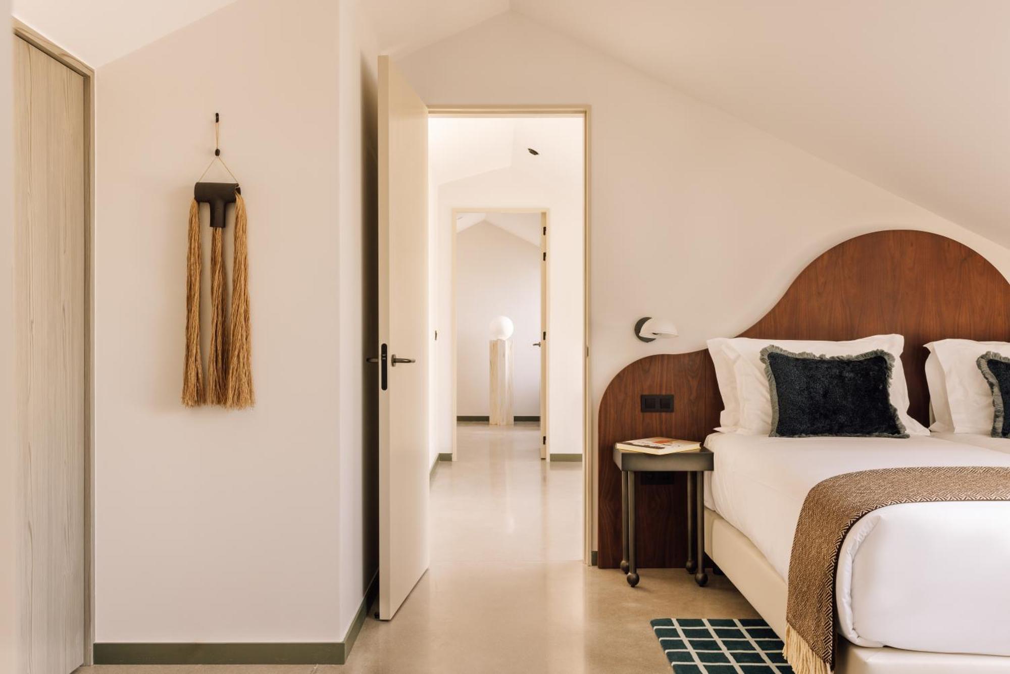 The Rebello Hotel & Spa - Small Luxury Hotels Of The World Vila Nova de Gaia Ngoại thất bức ảnh A room at the hotel