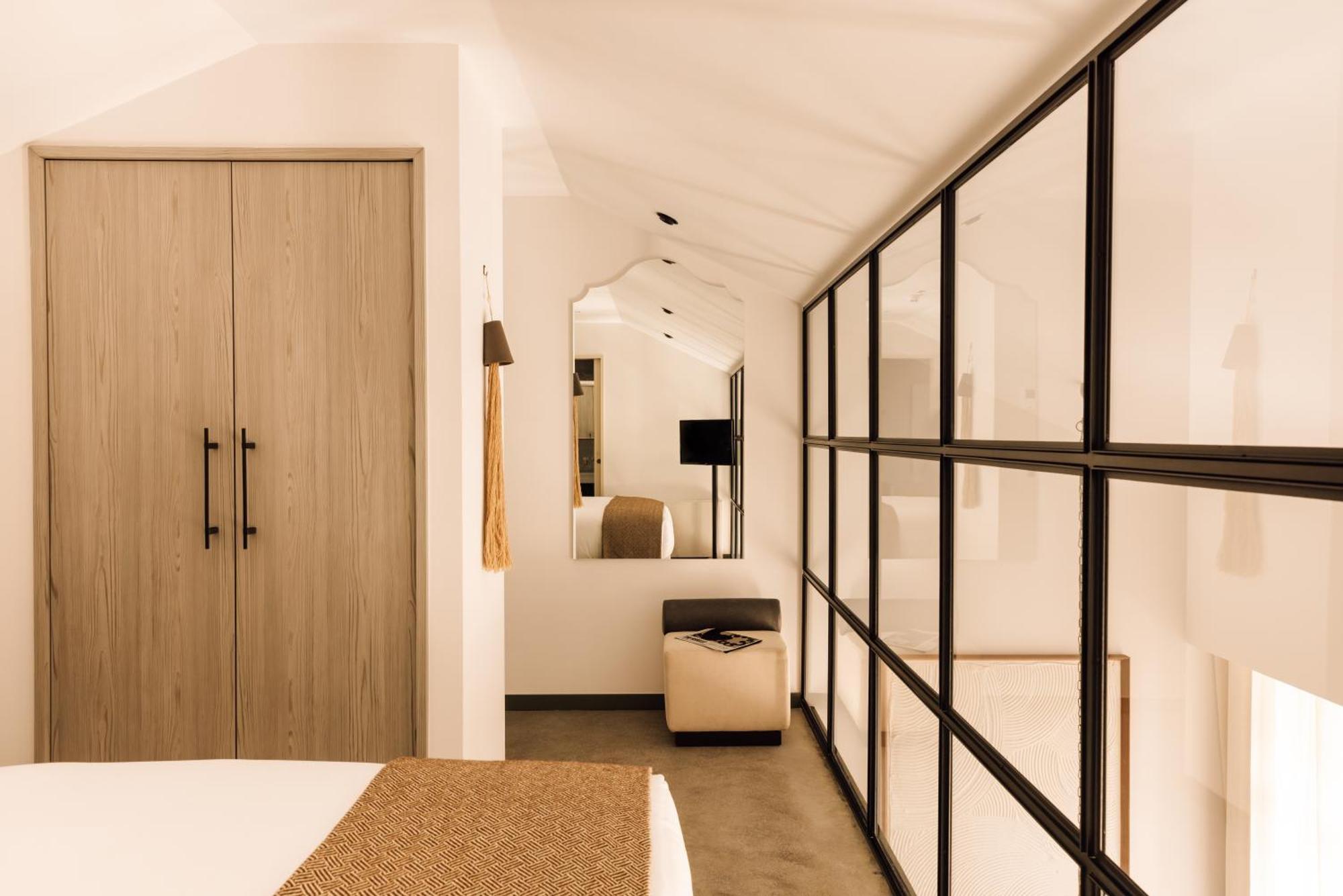 The Rebello Hotel & Spa - Small Luxury Hotels Of The World Vila Nova de Gaia Ngoại thất bức ảnh Interior of a house